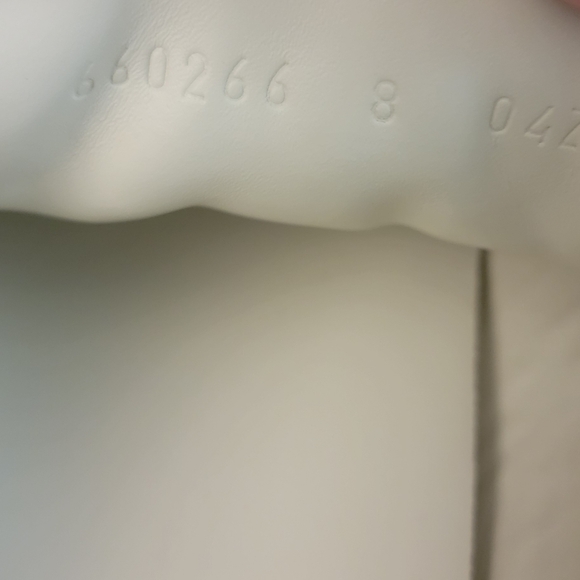 GUCCI Ace Low-top Silver Sneakers - Picture 11 of 16